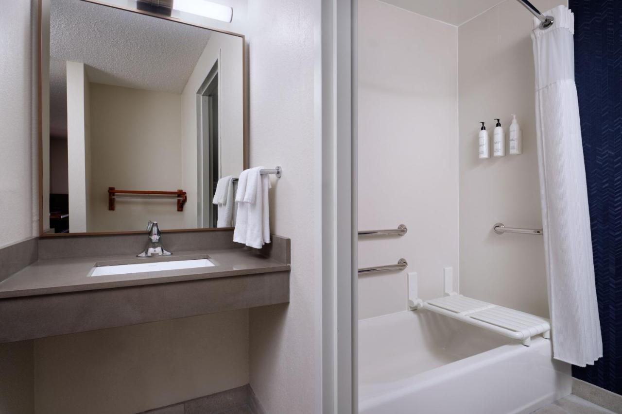 Hotel Fairfield And South 3*